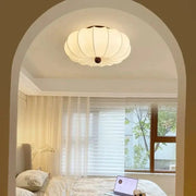 Rund taklampa för vardagsrum – Retro tygskärm med träaccenter för sovrum & matsal - PlafondLjus